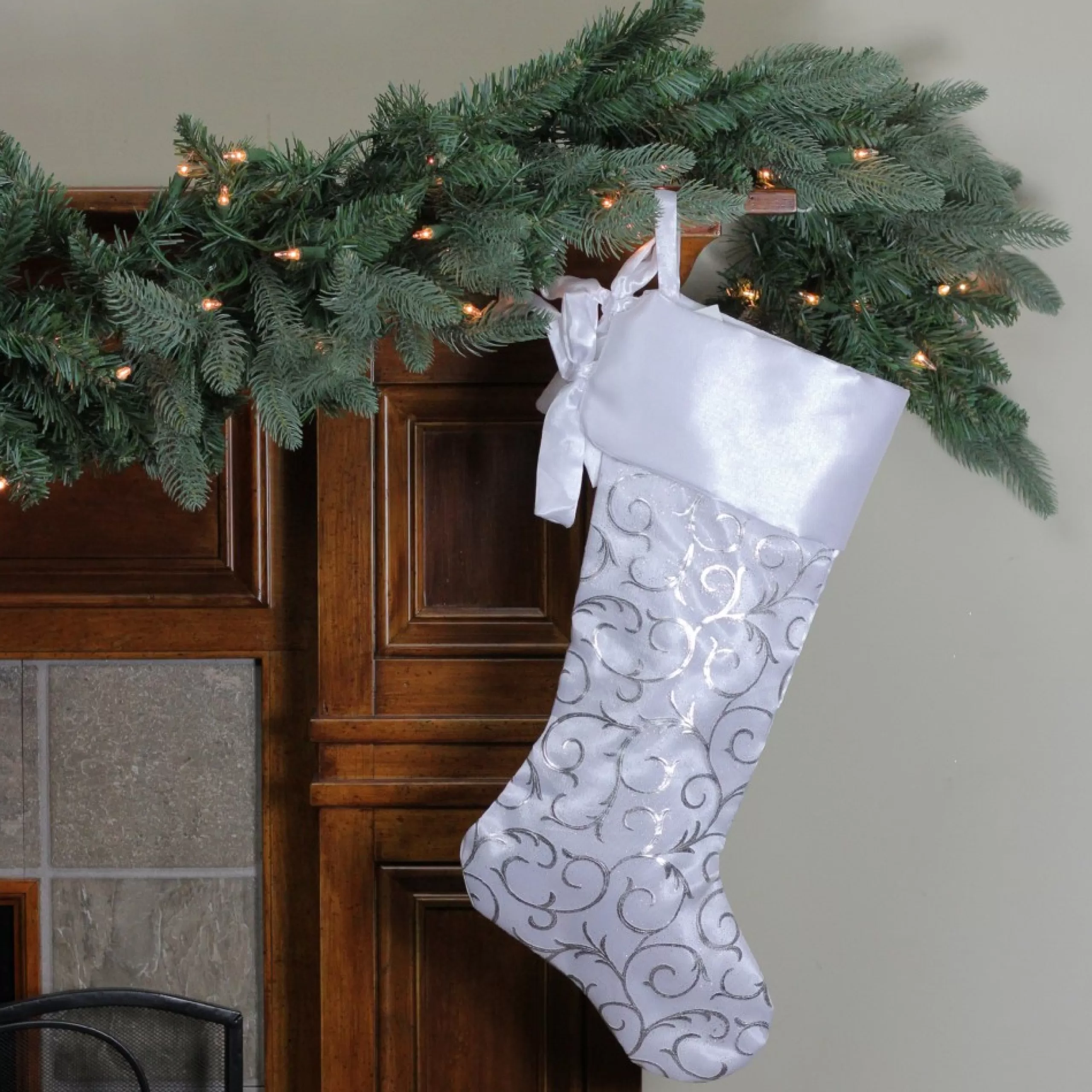 Stockings*Northlight 19" White And Silver Filigree Christmas Stocking With Bows