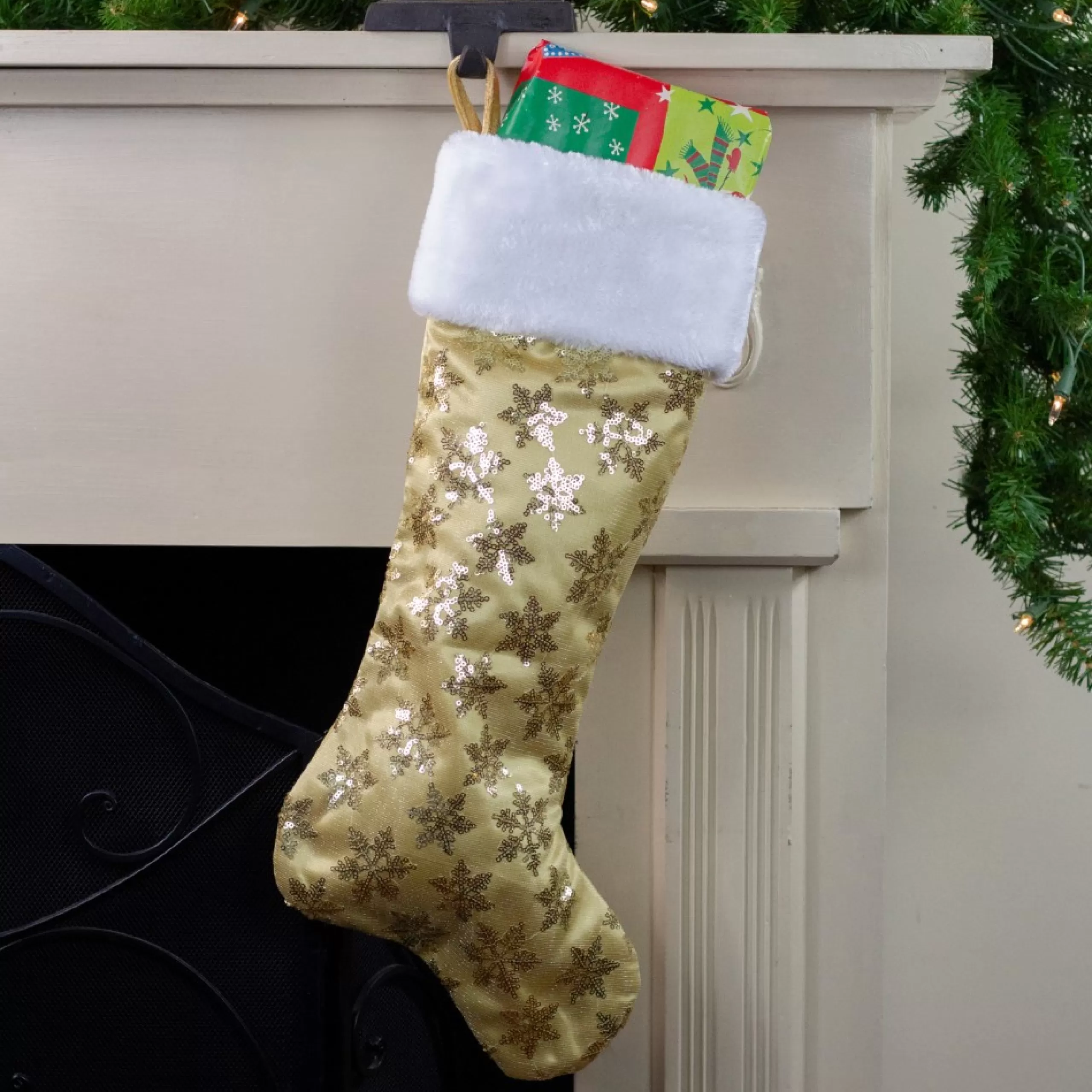 Stockings*Northlight 20.5" Gold And White Sequin Snowflake Christmas Stocking