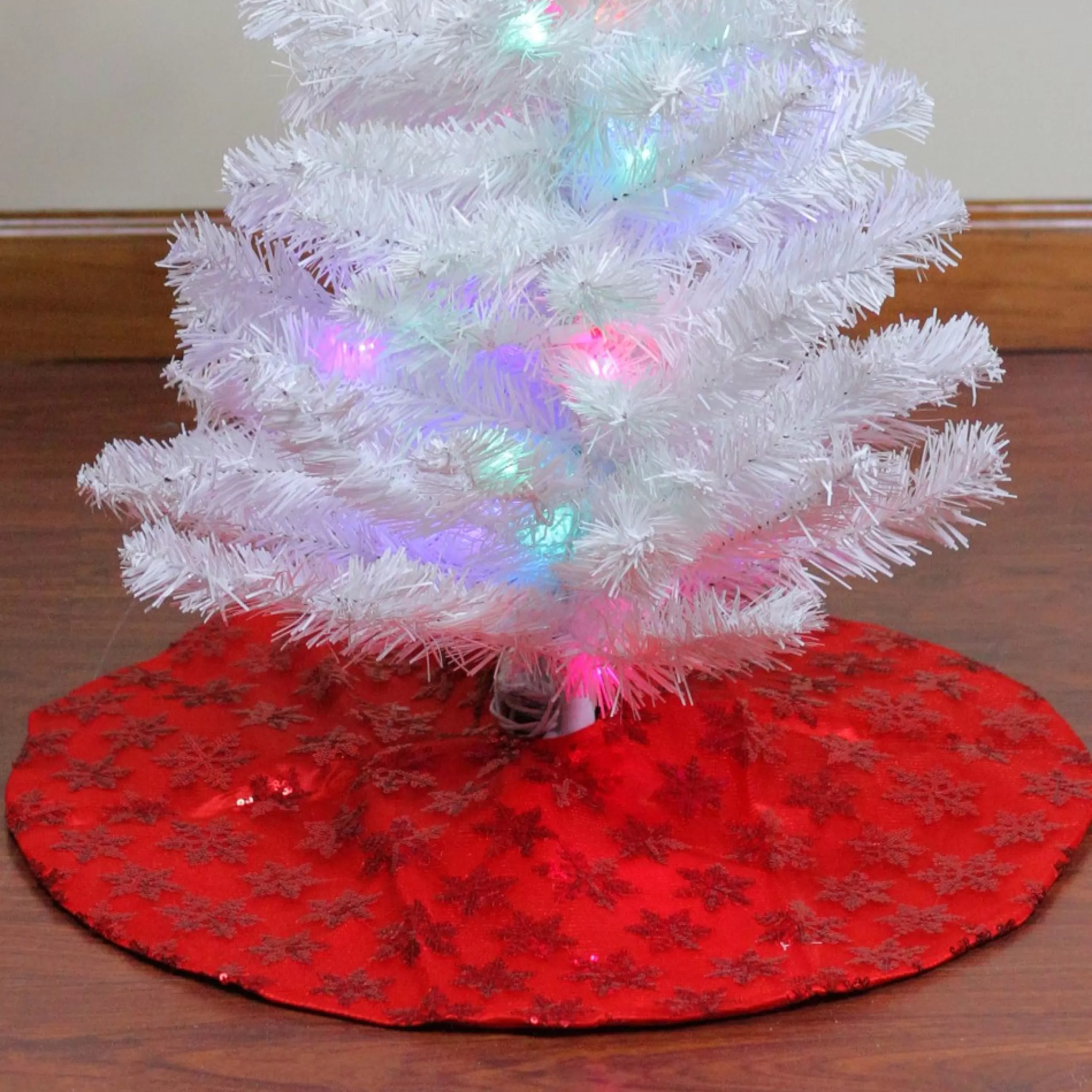 Mini Tree Skirts*Northlight 20" Red Sequin Snowflake Pattern Mini Christmas Tree Skirt