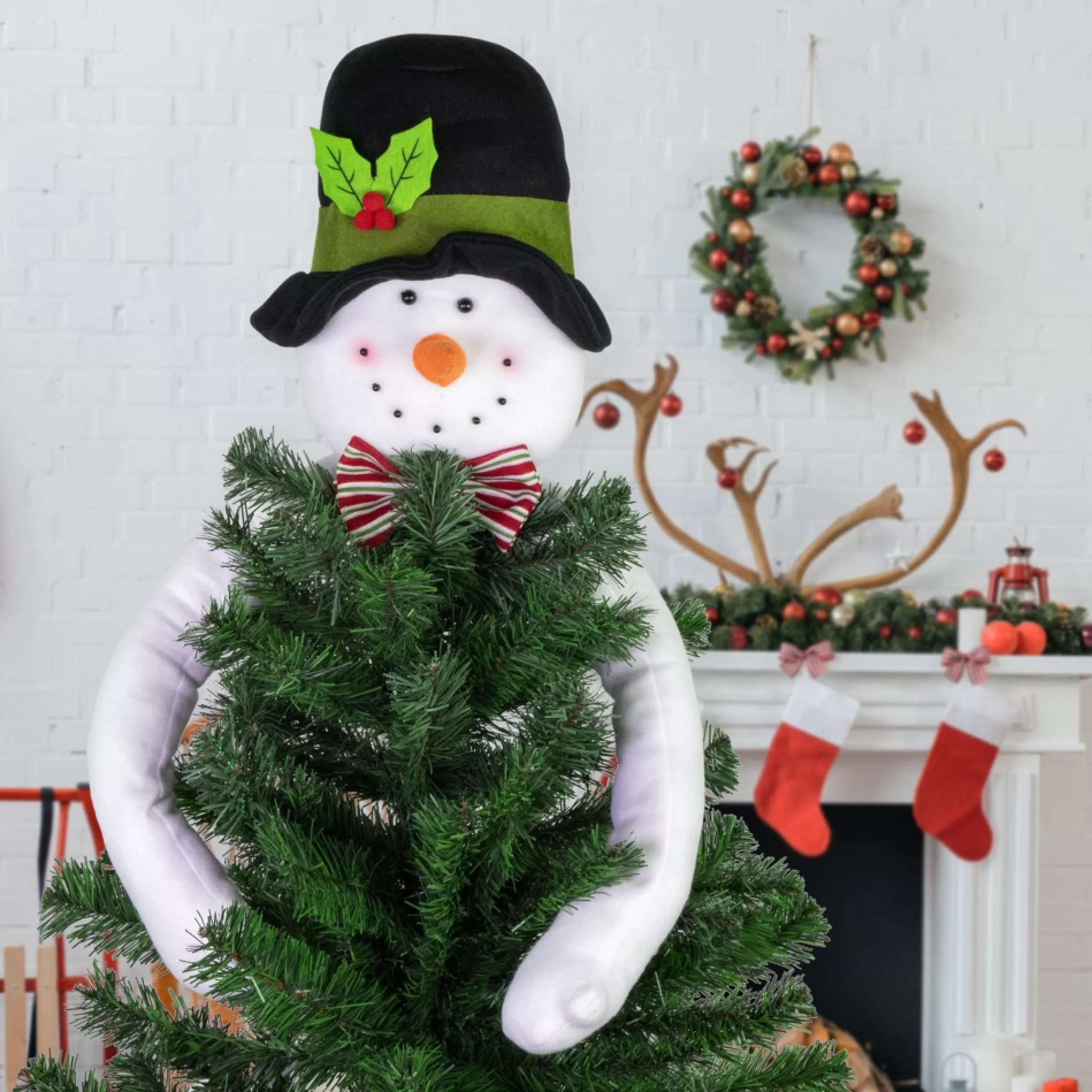 Unlit Tree Toppers*Northlight 25" Plush Snowman Christmas Tree Topper, Unlit