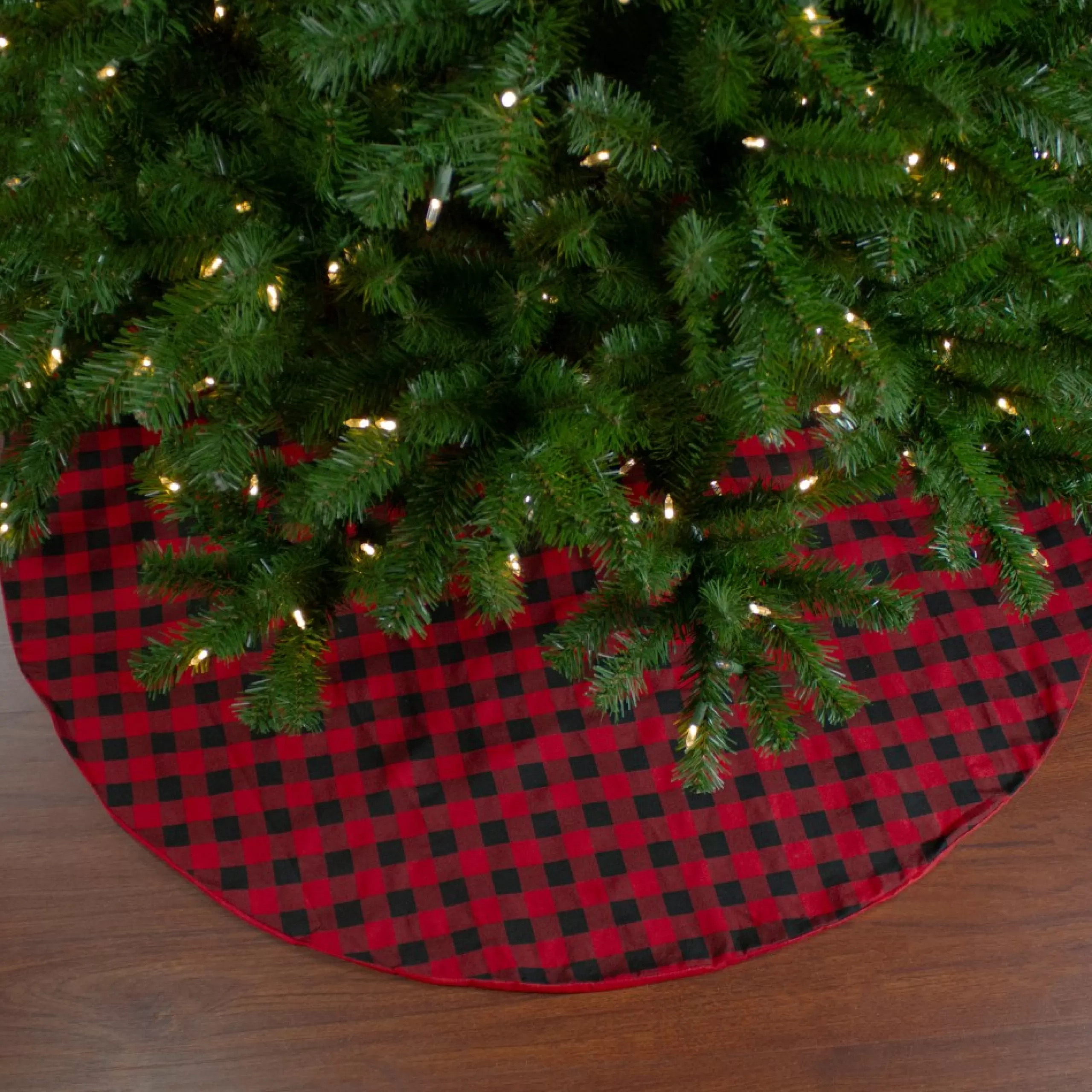 48 Inch And Smaller*Northlight 48" Red And Black Buffalo Plaid Christmas Tree Skirt