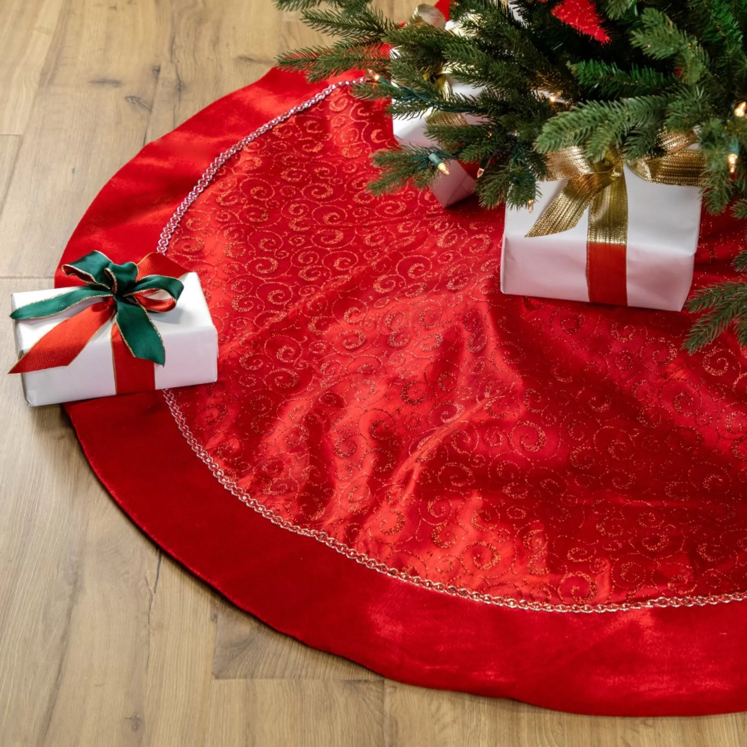 48 Inch And Smaller*Northlight 48" Red Glittered Swirl Christmas Tree Skirt