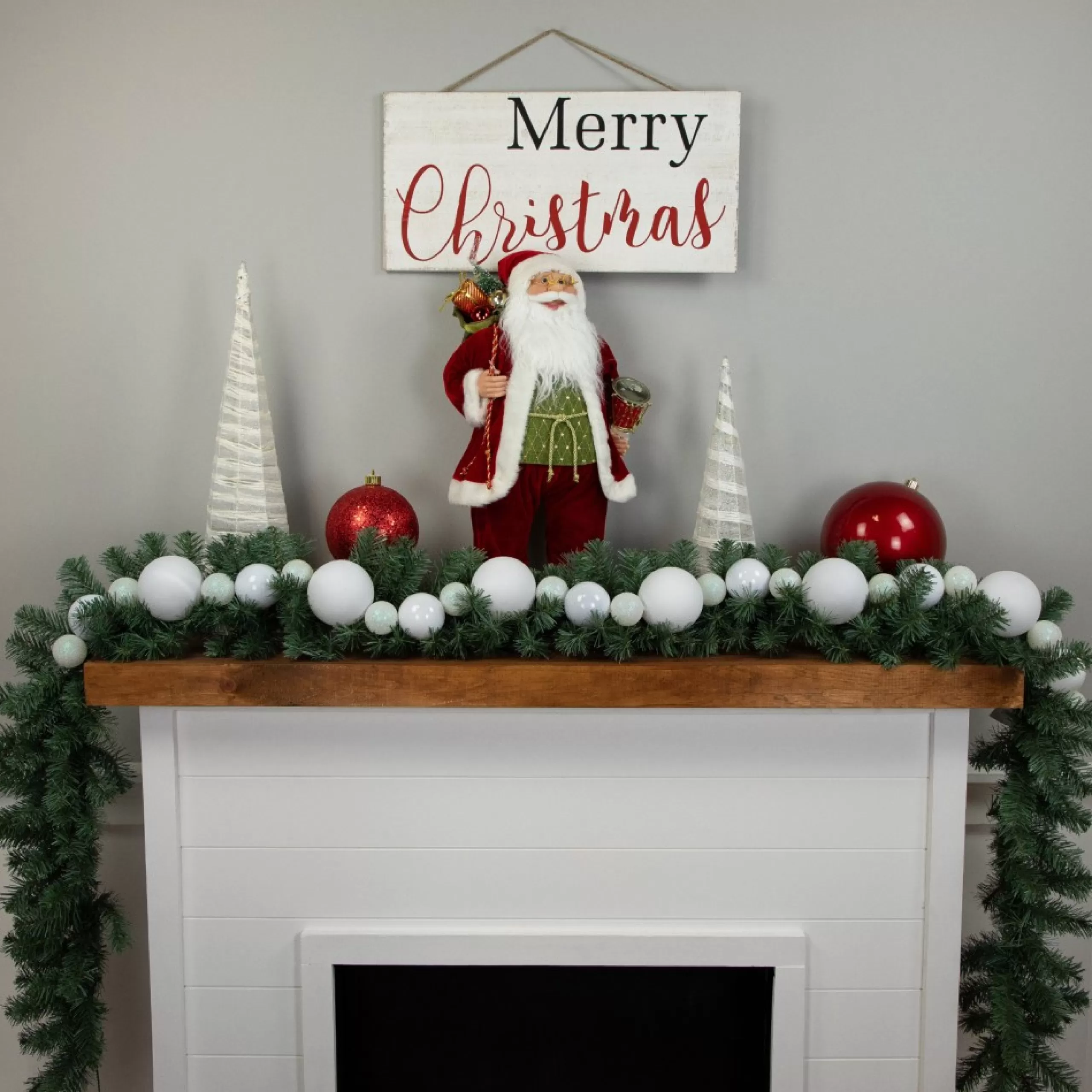 Shatterproof Ball Garland*Northlight 6' White Shatterproof Ball 3-Finish Christmas Garland