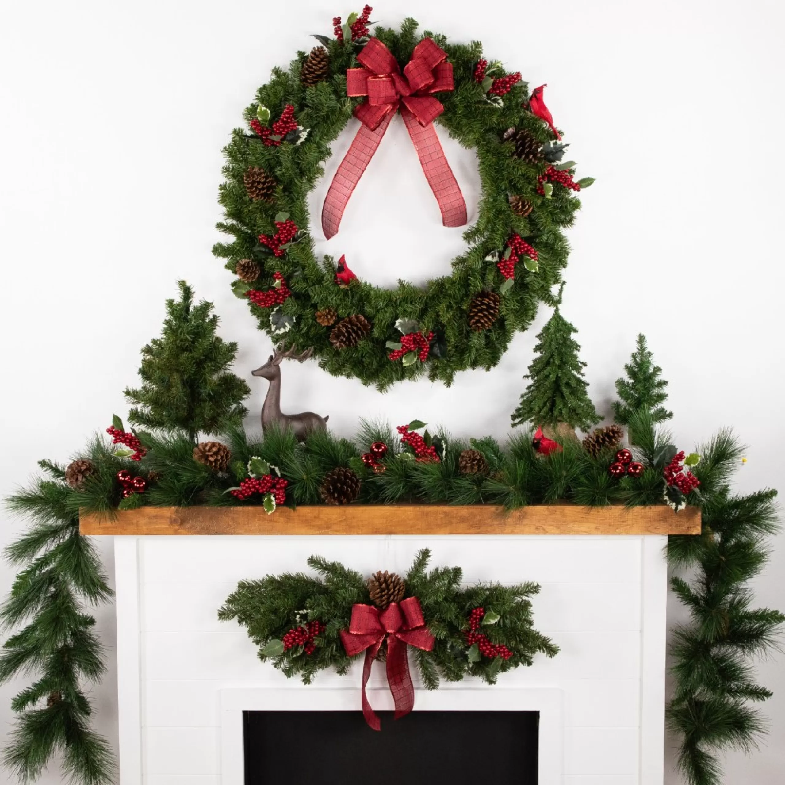 Unlit Wreaths*Northlight Canadian Pine Artificial Christmas Wreath, 36-Inch, Unlit